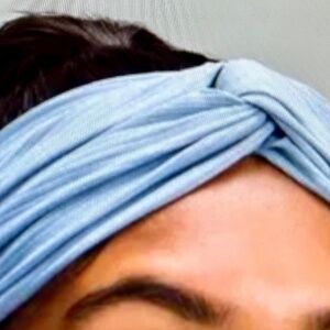 LULULEMON LIGHT BLUE TWISTED HEADBAND - Never Been Worn